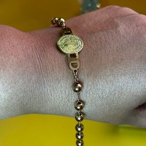 Elegant Gold Beaded Bracelet